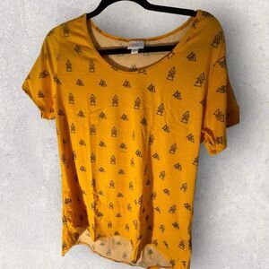 LuLaRoe Classic T - NWT- Large-Yellow Geometric Print